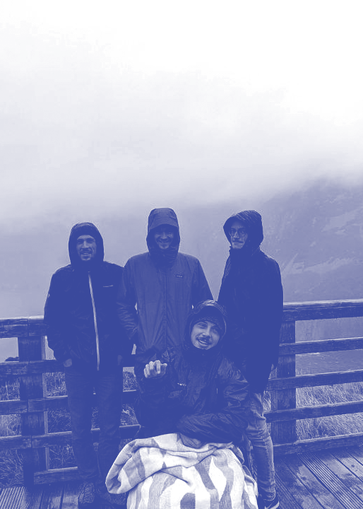 Max Silbernagl mit Alexander und Freunden